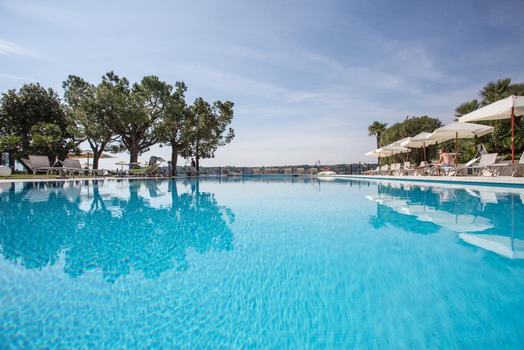 Hotel Spiaggia D'Oro - Charme & Boutique - Garda Lake Collection Salò Eksteriør billede